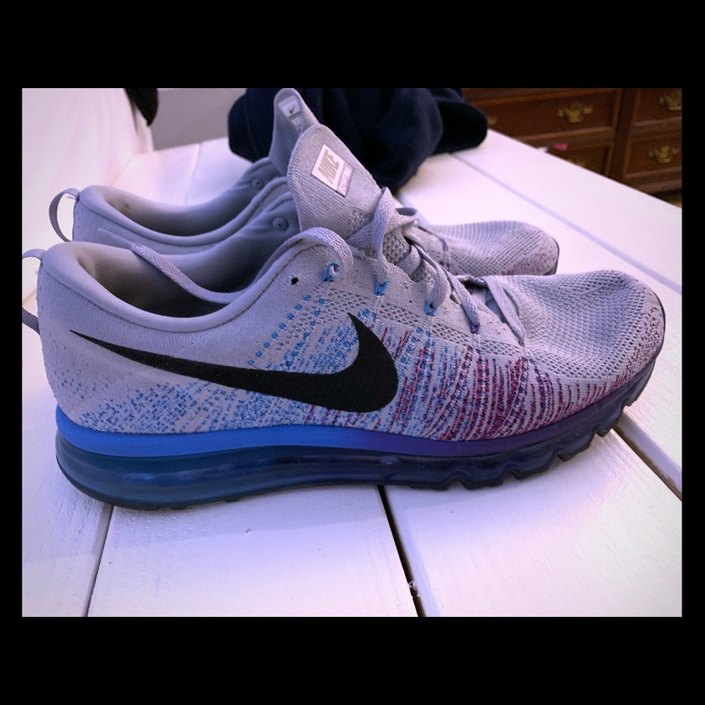 Nike Flyknit Max